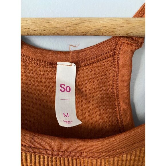 NWT SO Cropped Seamless Ribbed Bra Tank Size Med Cinnamon Dust - Picture 4 of 7